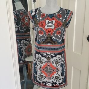 Banana Republic Geometric bohochic batik print festival shift print. Size 0. EUC